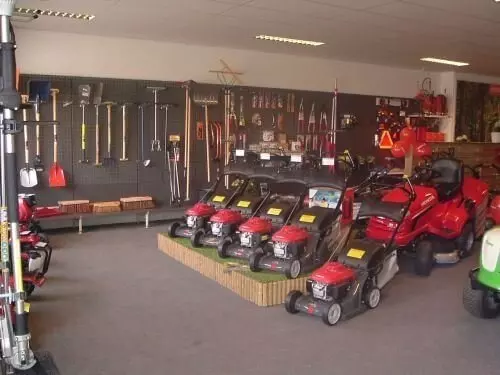 PDR-tuin-park-machines-showroom
